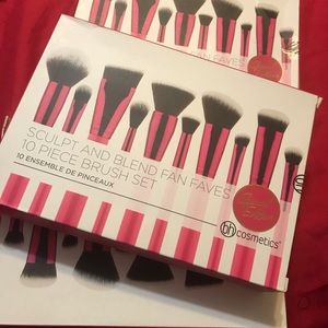 Bh cosmetics brush set